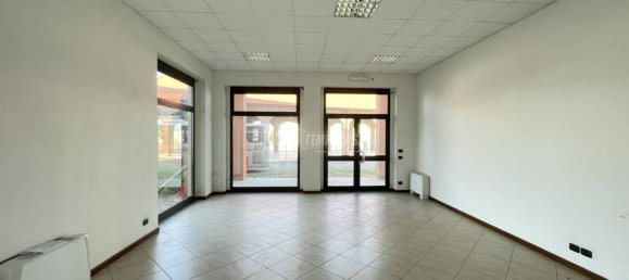 Imóvel comercial de 1 divisão em Castellamonte, Italy N.º 192901 11