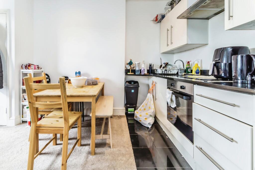 Квартира с 2 спальнями в Кройдон, Великобритания № 7948