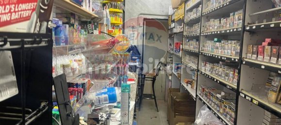 2-Zimmer Gewerbliche Immobilie in Palermo, Italy, Nr. 287383 5