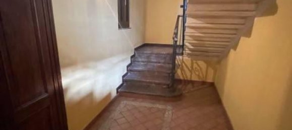 Квартира с 4 комнатами в Тортона, Италия № 165636 2