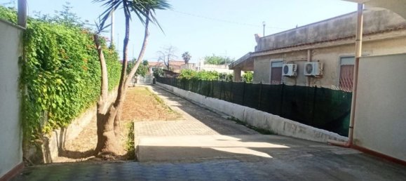 4 bedrooms Villa in Carini, Italy No. 326367 7