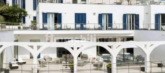 Edifício de 5 divisões em Ustica, Italy N.º 322830 3