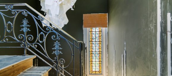 6 bedrooms Villa in Lisbon, Portugal No. 110011 14