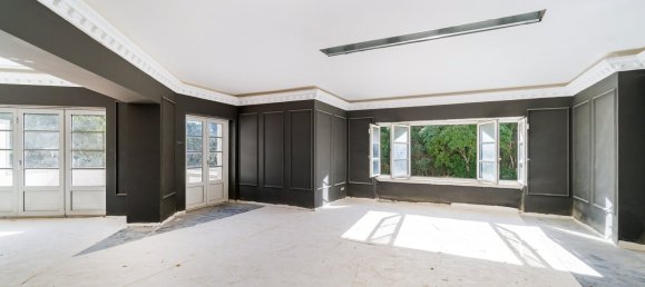 6 bedrooms Villa in Lisbon, Portugal No. 110011 7