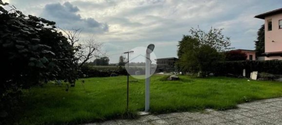 4-salle Villa à Boffalora sopra Ticino, Italy No. 7087 33