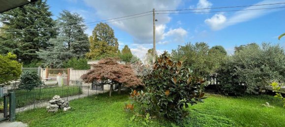 4-salle Villa à Boffalora sopra Ticino, Italy No. 7087 26