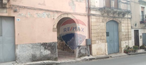 2 bedrooms House in Ferla, Italy No. 133049 7