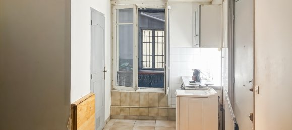 Studio à Paris, France No. 111622 3