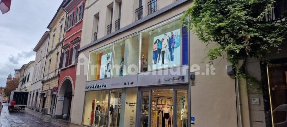 Propiedad comercial en Forlì, Italy 880 m² No. 316997 2