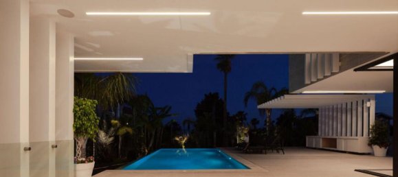 5 bedrooms Villa in Limassol, Cyprus No. 25234 13