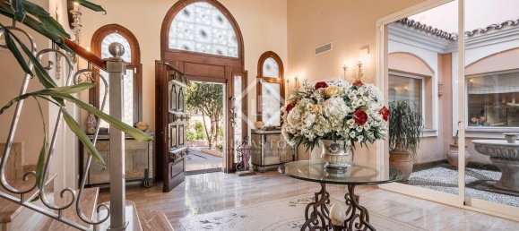 8 bedrooms Villa in Estepona, Spain No. 24217 29