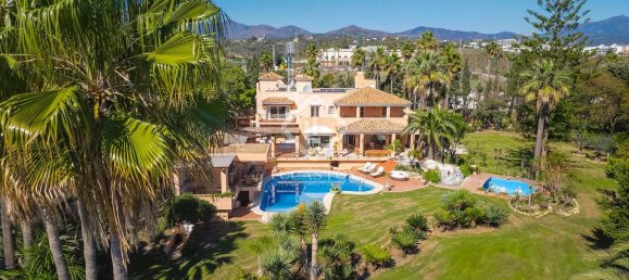 8 bedrooms Villa in Estepona, Spain No. 24217 43