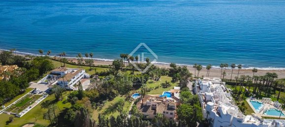 8 bedrooms Villa in Estepona, Spain No. 24217 36