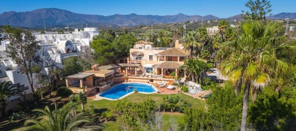 8 bedrooms Villa in Estepona, Spain No. 24217 42