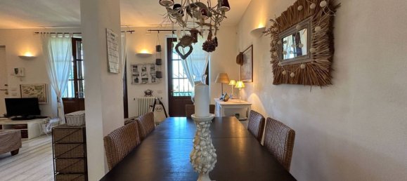 6 rooms Apartment in Camaiore, Italy No. 261630 3