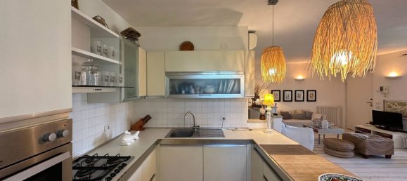 6 rooms Apartment in Camaiore, Italy No. 261630 28