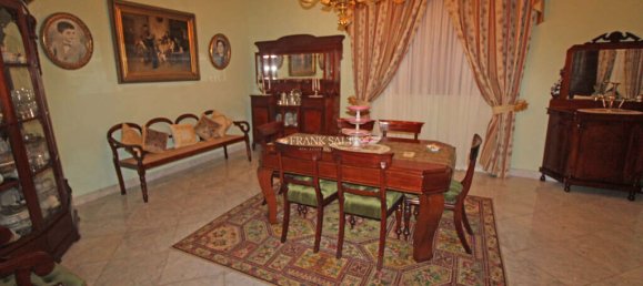 4 bedrooms Villa in Attard, Malta No. 3882 9