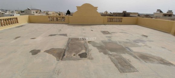 4 bedrooms Villa in Attard, Malta No. 3882 22