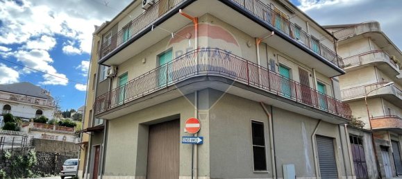 2 bedrooms Apartment in Francavilla di Sicilia, Italy No. 327998 2