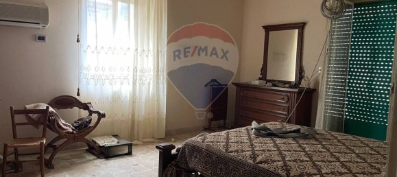 2 bedrooms Apartment in Francavilla di Sicilia, Italy No. 327998 11