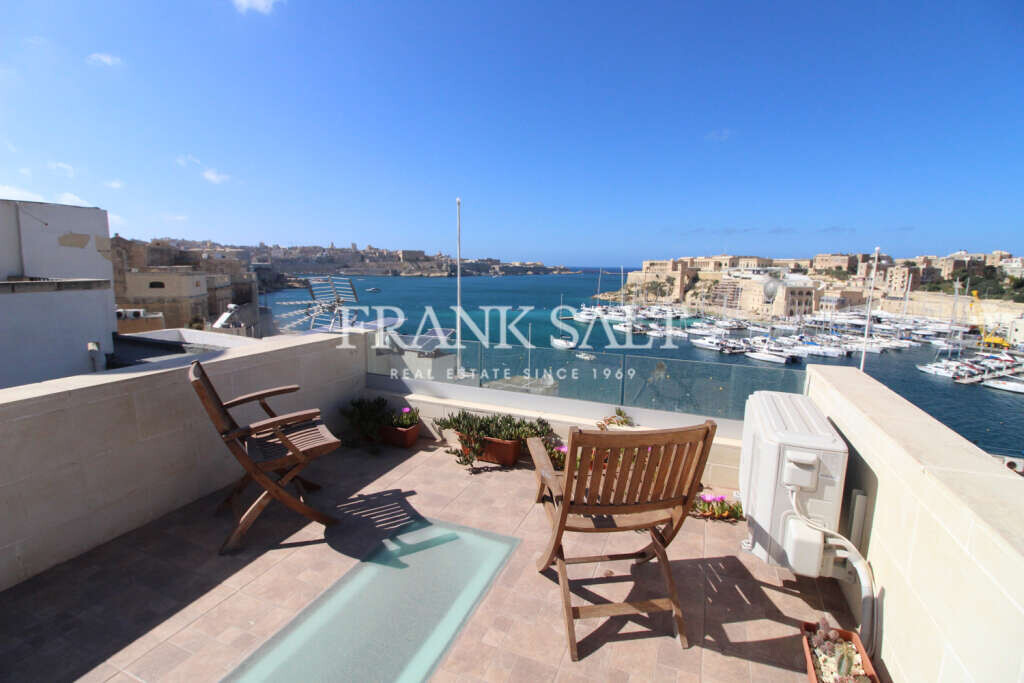 Таунхаус с 2 спальнями в Биргу, Мальта № 6355