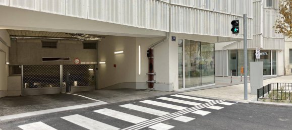 Garage à Penzing, Austria No. 239361 2