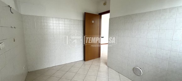 2 bedrooms Apartment in Milan, Italy No. 378238 6
