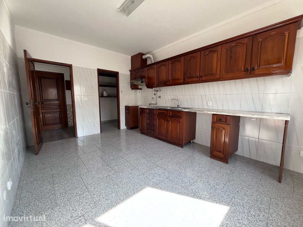 3 chambres Duplex à Abrantes, Portugal No. 236413