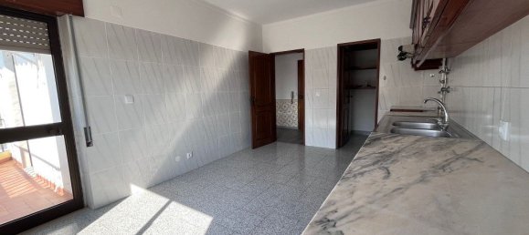 3 bedrooms Duplex in Abrantes, Portugal No. 236413 5