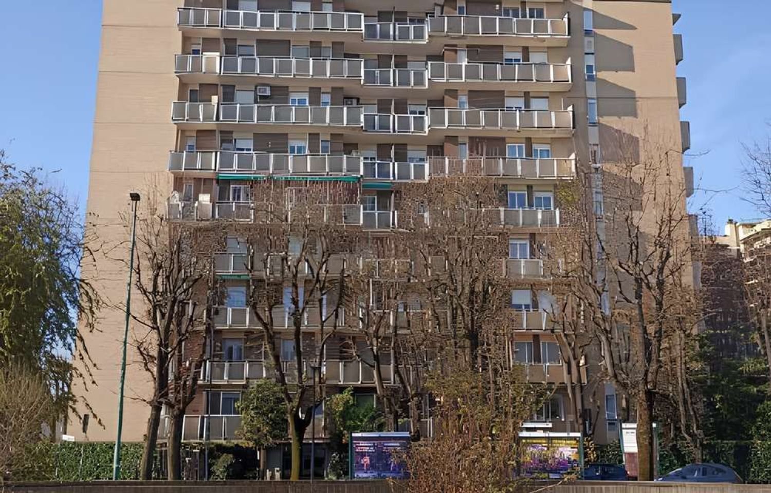 Квартира с 2 комнатами в Колоньо Монцезе, Италия № 262888