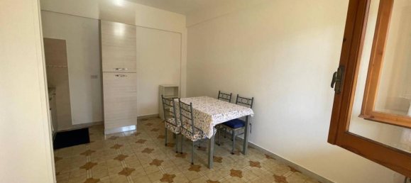 Apartamento de 3 divisões em Pomezia, Italy N.º 40199 6