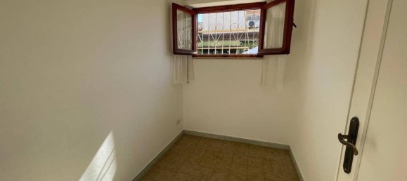 Apartamento de 3 divisões em Pomezia, Italy N.º 40199 9