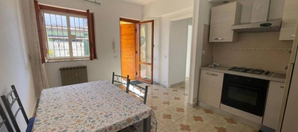 Apartamento de 3 divisões em Pomezia, Italy N.º 40199 3