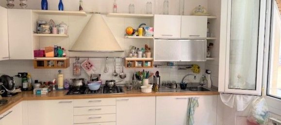 4 rooms Apartment in La Spezia, Italy No. 262407 3