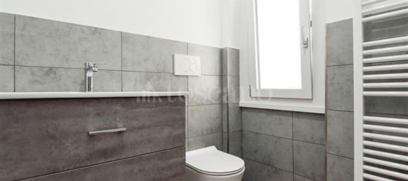 2-salle Appartement à Como, Italy No. 303431 22