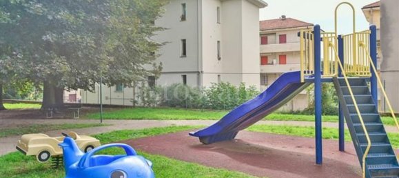 2-salle Appartement à Como, Italy No. 303431 26