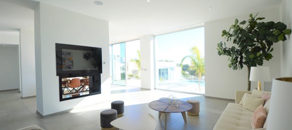 4 bedrooms Villa in Orihuela, Spain No. 1041 5