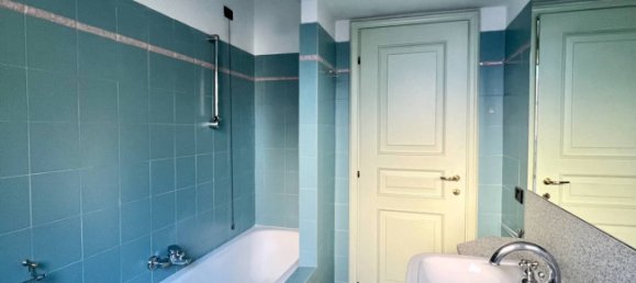 Apartamento de 2 dormitorios en Albino, Italy No. 92881 16