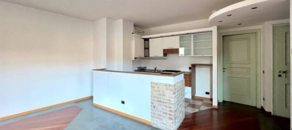 Apartamento de 2 dormitorios en Albino, Italy No. 92881 12