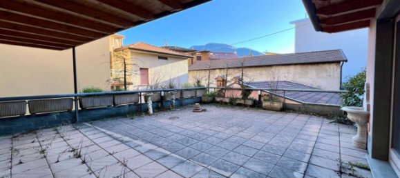 Apartamento de 2 dormitorios en Albino, Italy No. 92881 8