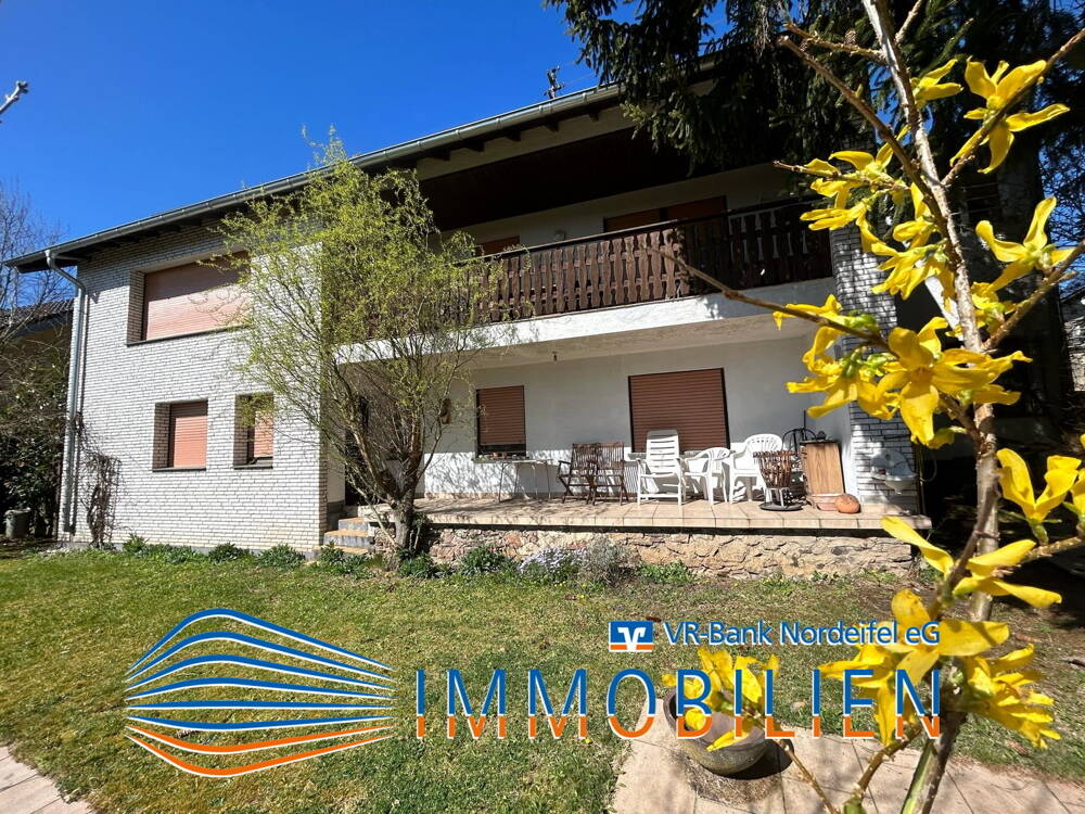 Дом с 3 спальнями в Ойскирхен, Германия № 188808