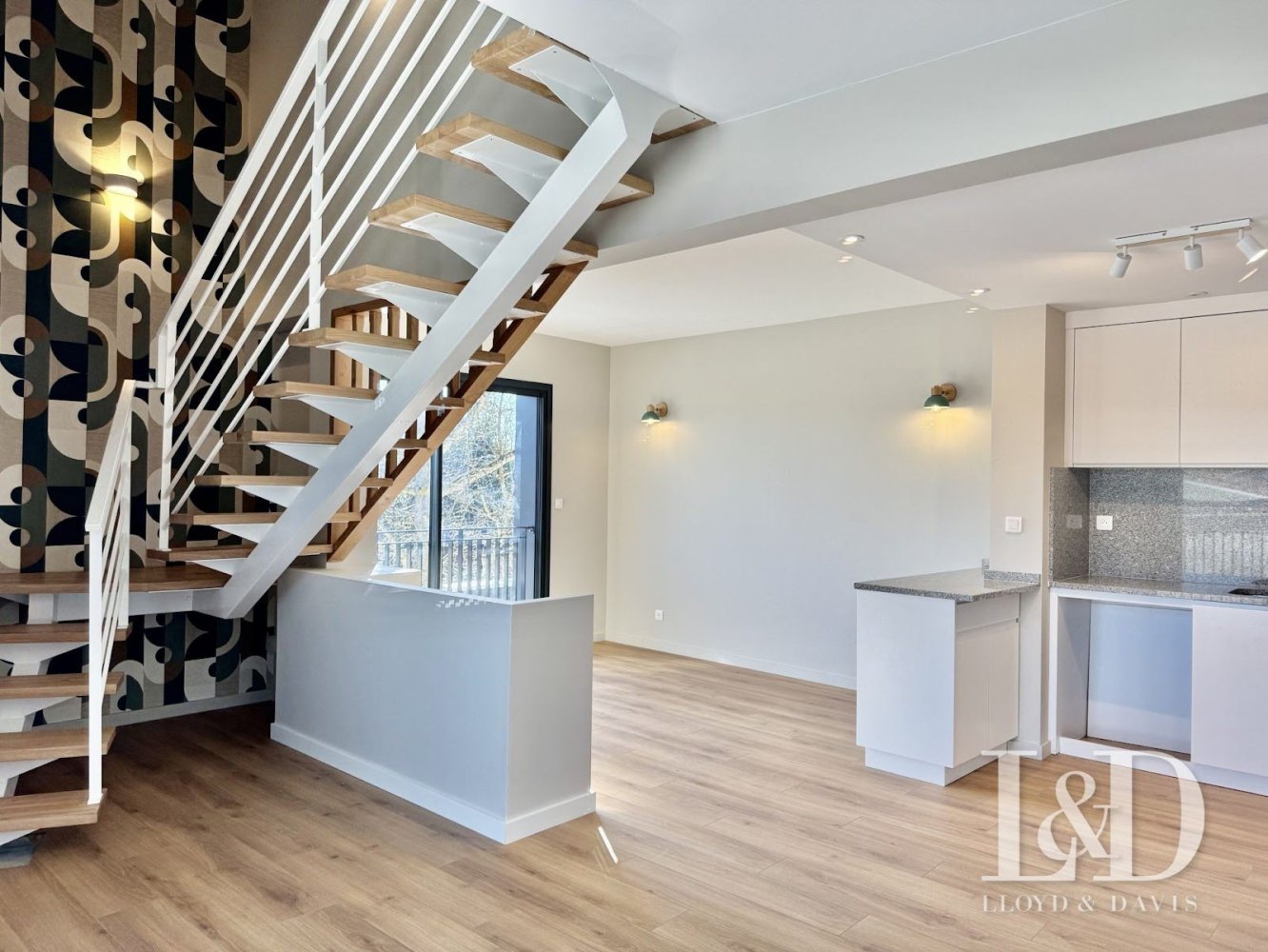 3 غرف نوم منزل ذو طابقين في Talence, France رقم 100174