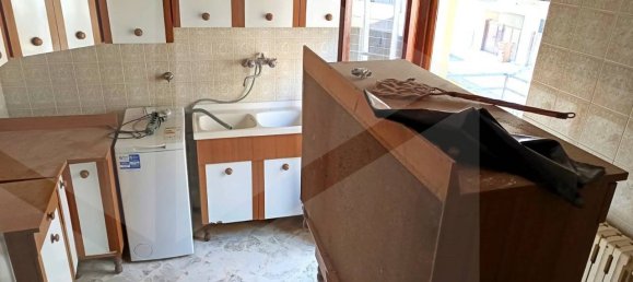 Apartamento de 3 habitaciónes en Bari, Italy No. 27132 7
