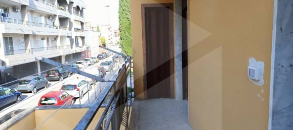 Apartamento de 3 habitaciónes en Bari, Italy No. 27132 5