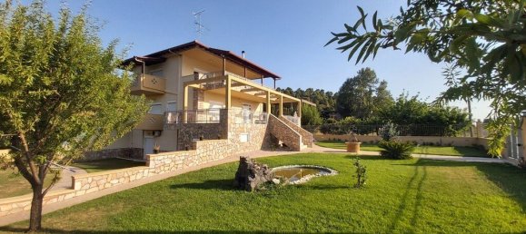 6 bedrooms Commercial property in Chalkidiki, Greece No. 3884 2