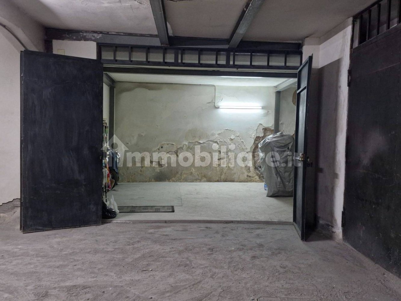 34m² Garage in Catania, Italy No. 375239