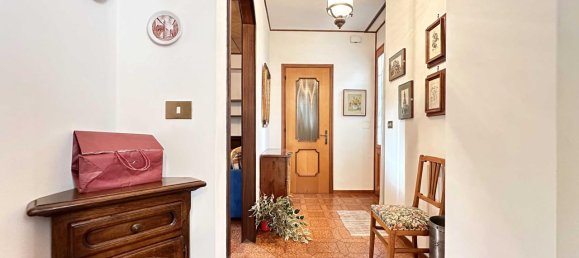 4غرفة شقة في Borgosesia, Italy رقم 238230 40