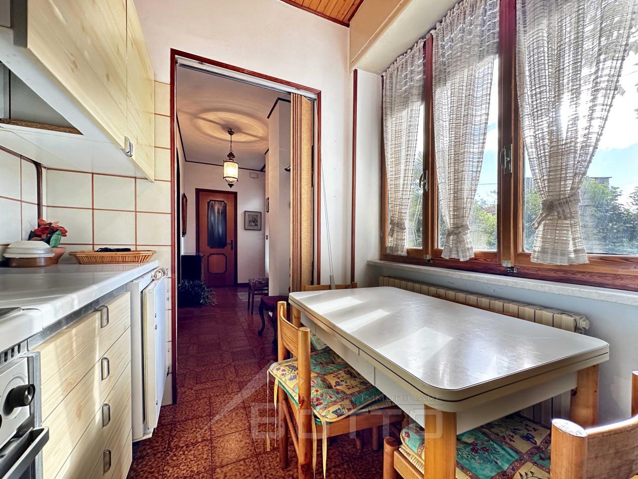 4غرفة شقة في Borgosesia, Italy رقم 238230