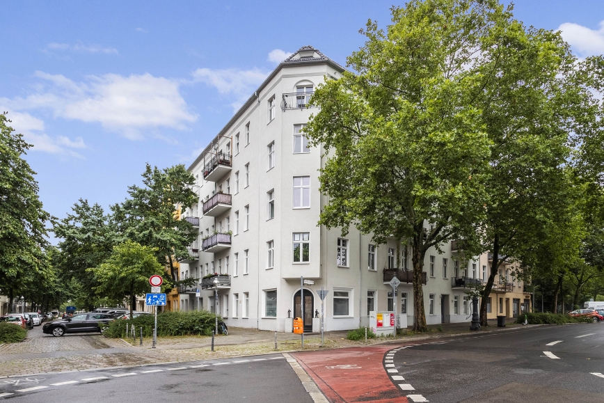 3 bedrooms Apartment in Moabit, Germany No. 258637