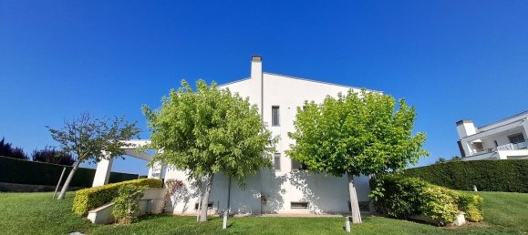 5 Schlafzimmer Gewerbliche Immobilien in Thessaloniki, Greece, Nr. 3590 8
